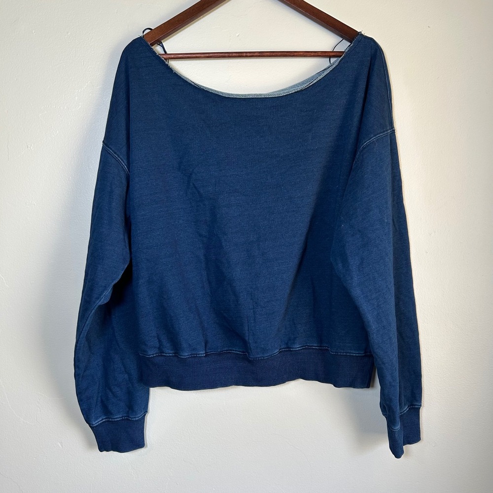 NWT Fabletics Sweatshirt Terry Off Shoulder Size L Indigo Blue Cropped‎ Relaxed